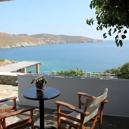 En Plo Aparthotel Agios Romanos