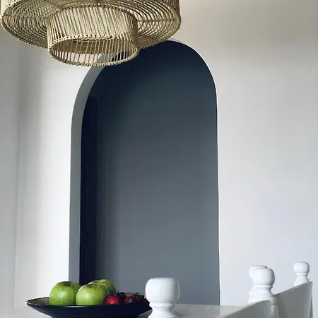 Aparthotel En Plo Agios Romanos