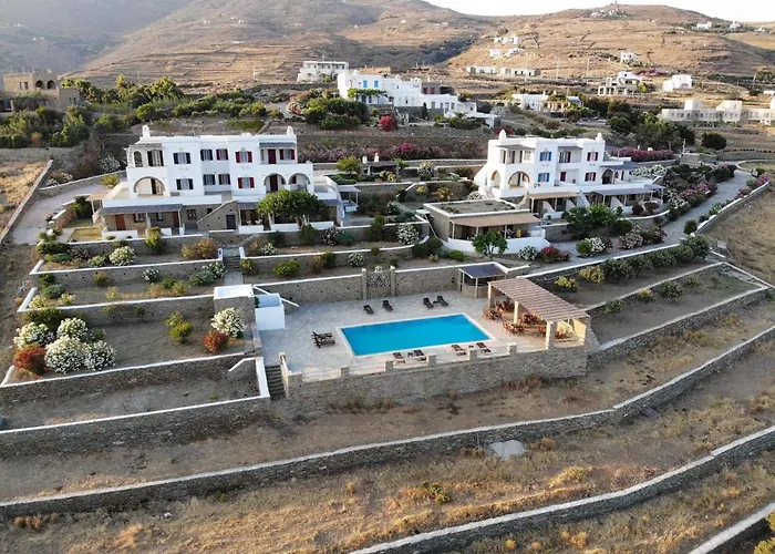 εν πλώ Ξενοδοχείο με διαμερίσματα Άγιος Ρομανός