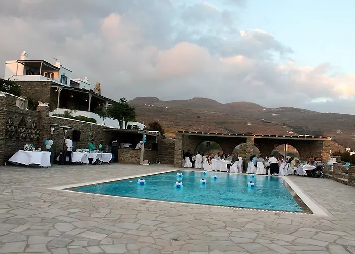 εν πλώ Ξενοδοχείο με διαμερίσματα