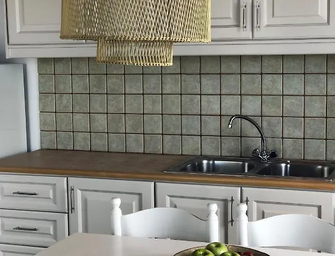 Ξενοδοχείο με διαμερίσματα εν πλώ 4*